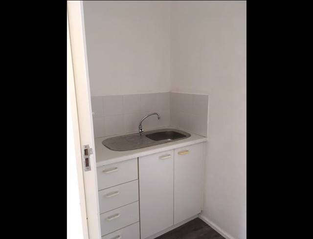 49M² OFFICE RENTED IN WESTLAKE